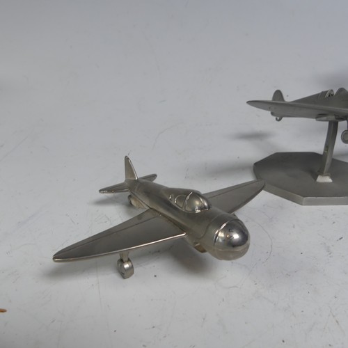 20 - A Swiss Air chromed cast metal desktop display Ashtray, the aircraft mounted on a pivotal stand, mad... 