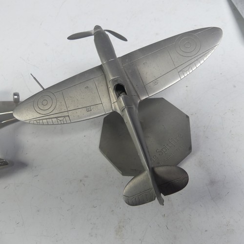 20 - A Swiss Air chromed cast metal desktop display Ashtray, the aircraft mounted on a pivotal stand, mad... 