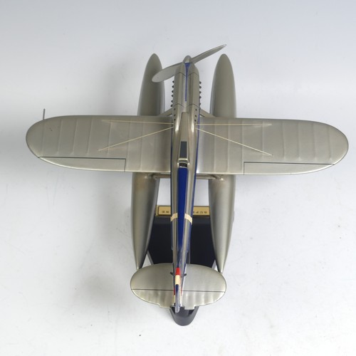 33 - A Bravo Delta Models display model of a Supermarine S6B, S1595, on stand, W 39 cm x H 21 cm x D 39 c... 