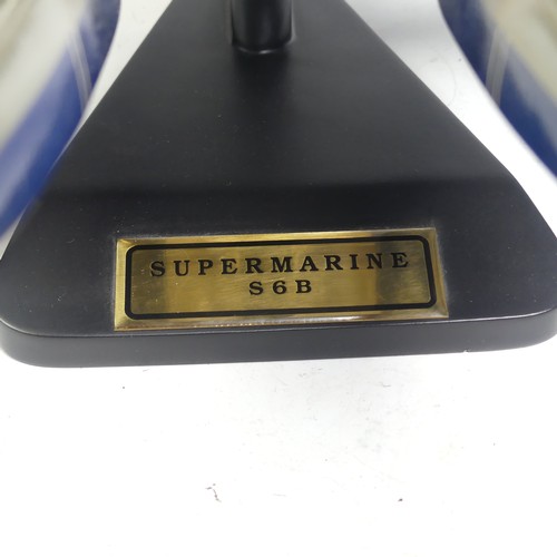 33 - A Bravo Delta Models display model of a Supermarine S6B, S1595, on stand, W 39 cm x H 21 cm x D 39 c... 