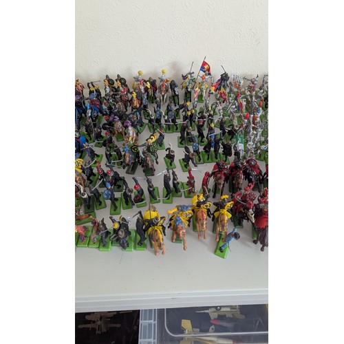 43 - Britains Deetail; A very large collection of unboxed playworn Knights, Turkish, Cowboys and Indian F... 