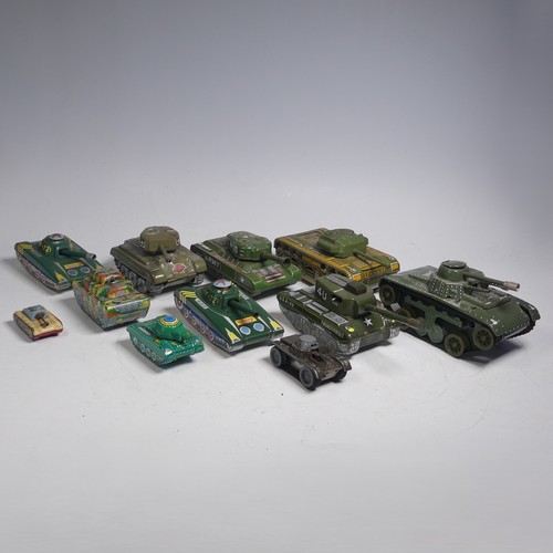 45 - A German Gama tinplate model of a US M98 Tank, together with ten other tinplate and plastic model Ta... 