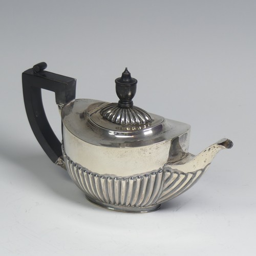 36 - A late Victorian silver bachelor's Teapot, by Thomas Bradbury & Sons, hallmarked London 1897, ov... 