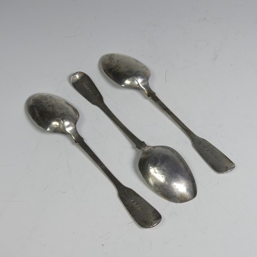 47 - A pair of Victorian silver fiddle pattern Table Spoons, by Mary Chawner, hallmarked London 1840, tog... 