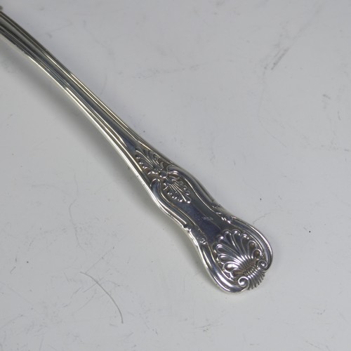 40 - A William IV silver Sauce Ladle, hallmarked London 1834, King's pattern, 19cm long, 3ozt. .... 