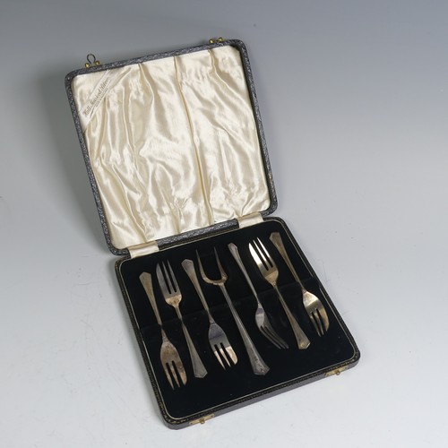 61 - A cased set of six George V silver Cake Forks, by Angora Silver Plate Co., hallmarked Sheffield 1937... 