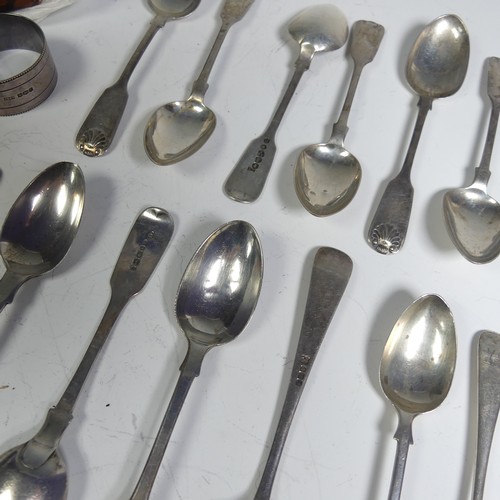 58 - A set of six Victorian fiddle and shell Teaspoons,&nbsp;by&nbsp;Thomas Sewell&nbsp;I, hallmarked New... 
