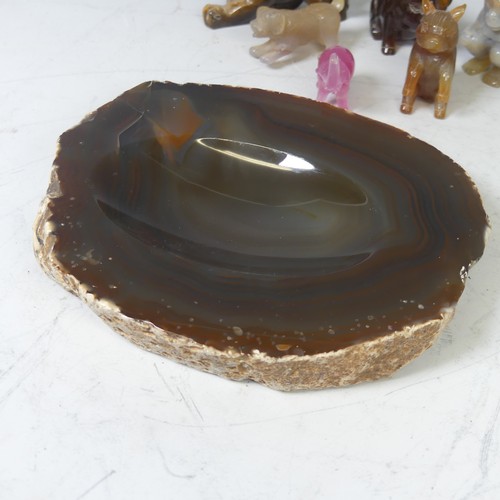 24 - A grey banded agate carving of a Chimp, possibly Chinese, H 5 cm, together with four other carved ha... 