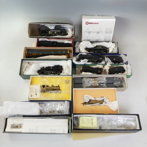 Model Locomotive Kits 00 gauge: twelve various makers, some assembled ...