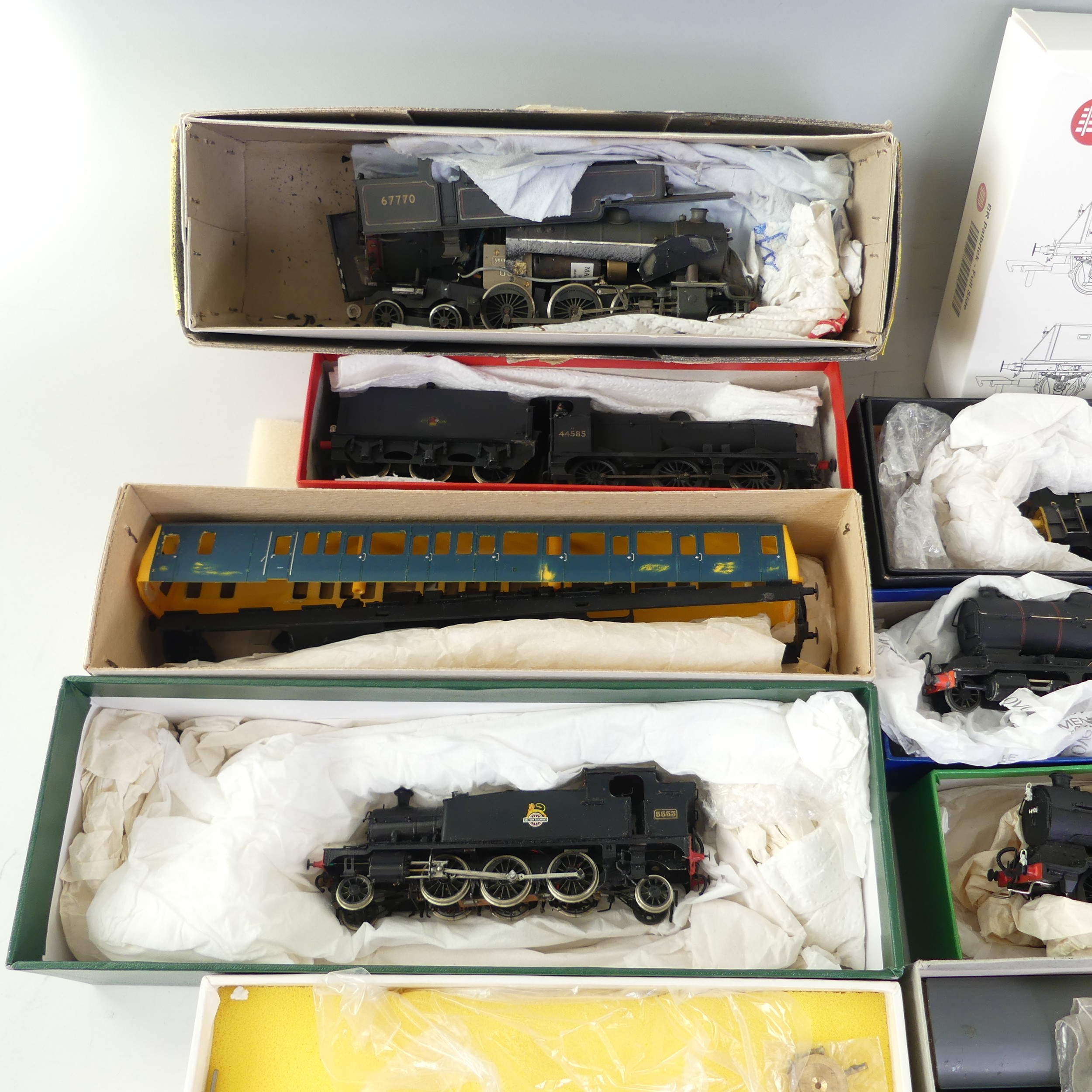 Model Locomotive Kits 00 gauge: twelve various makers, some assembled ...
