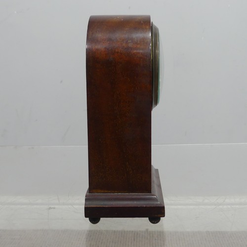 37 - A small early 20th century mahogany Zenith eight-day mantel Clock, the arched case decorated with st... 