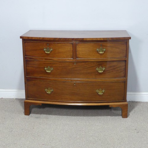103 - A Georgian mahogany bowfront Chest of Drawers, W 104 cm x H 83 cm x D 49 cm.