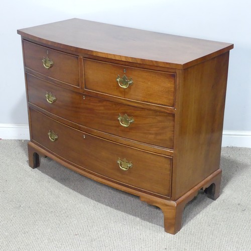 103 - A Georgian mahogany bowfront Chest of Drawers, W 104 cm x H 83 cm x D 49 cm.