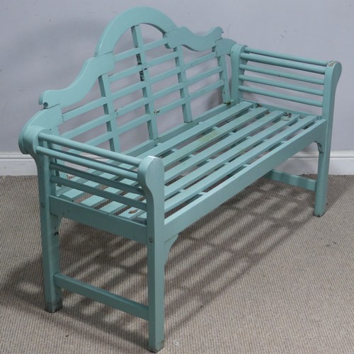 104 - A Lutyens-style painted garden Bench, W 130 cm x H 90 cm x D 48 cm.