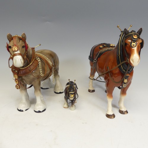181 - A group of six Beswick Horses, one laying foal marked '915' another 'Exmoor', and four more, togethe... 