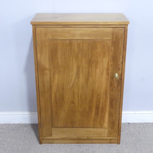 171 - A contemporary light oak side Cupboard, the rectangular top above a singular door, complete with thr... 
