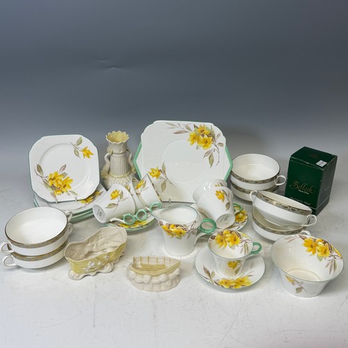 251 - Six Wedgwood Marina pattern soup Bowls, together with a Shelley part tea service, and three small pi... 