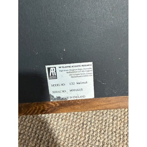 217 - A Bang & Olufsen Beosound 3200, W 31 cm x H 37 cm x D 12 cm, with a small black Cabinet and a qu... 