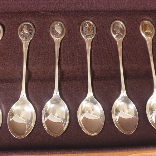 42 - An Elizabeth II cased set of twelve RSPB silver Spoons, by John Pinches, hallmarked London, 1975 / 6... 