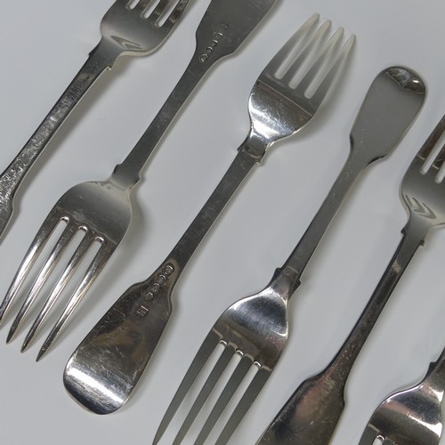 10 - A set of six George IV silver Forks, by William Eley I & William Fearn, hallmarked London 1820, ... 