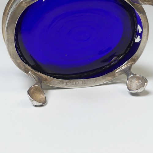 16 - A George III silver Open Salt, by Robert Hennell I, hallmarked London 1781, of oval form with pierce... 