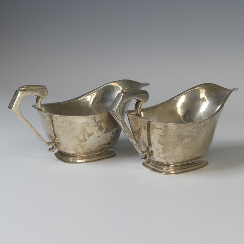 22 - A pair of Edward VIII silver Sauce Boats, by William Neale & Son Ltd., hallmarked London 1936, i... 