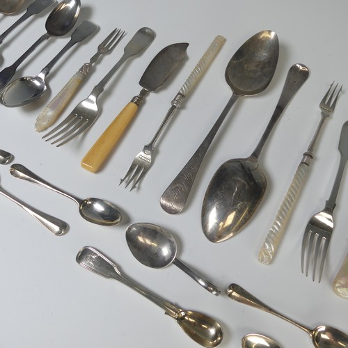 14 - A set of six George III silver Teaspoons, hallmarked London 1827, fiddle pattern, initialled, 147cm ... 