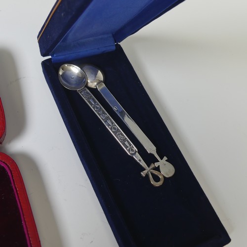 55 - A Continental silver gilt commemorative Spoon, with crown finial, marked 800, 15.7cm long, 27g, toge... 