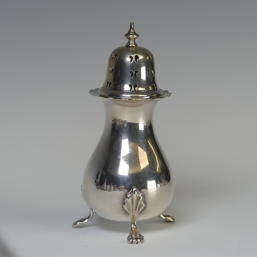 47 - A George V silver Sugar Caster, by William Adams Ltd., hallmarked Sheffield, 1913, of traditional fo... 