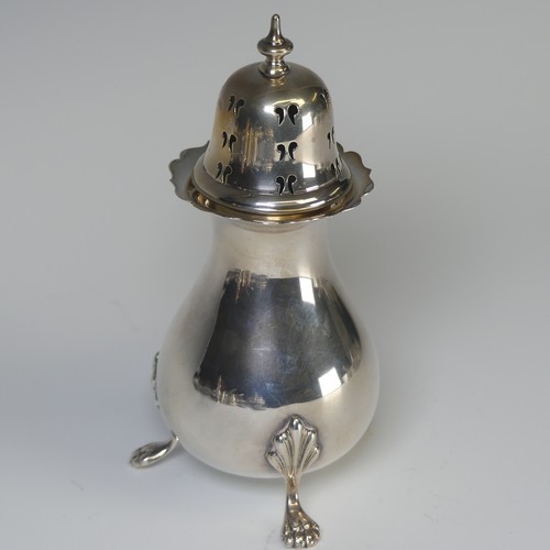 47 - A George V silver Sugar Caster, by William Adams Ltd., hallmarked Sheffield, 1913, of traditional fo... 