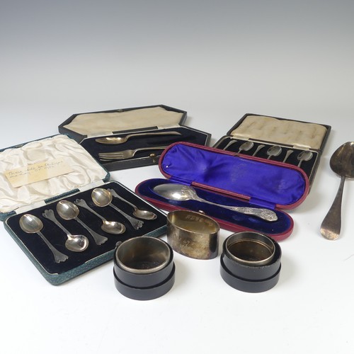 56 - A cased set of six Geroge V silver Teaspoons, by Lee & Wigfull, hallmarked Sheffield, 1932, with... 