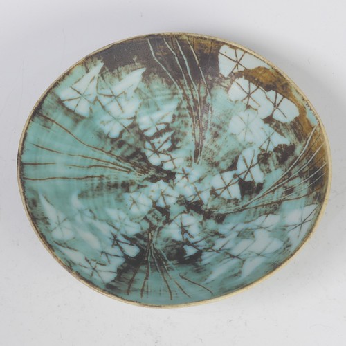 71 - Marianne de Trey (1913-2016), a studio pottery footed Bowl, impressed seal mark, 21cm diameter x 8cm... 