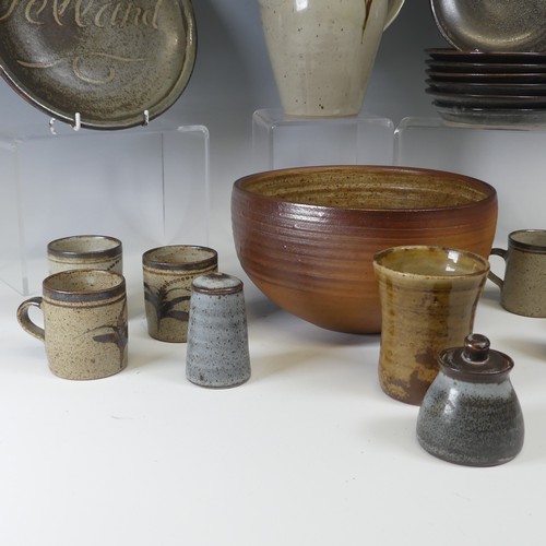 78 - David Leach (1911-2005), a Lowerdown studio pottery Teapot, having oatmeal glaze and tenmoku stylise... 