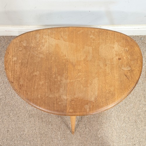 16 - An Ercol elm and beech 'Pebble' Table, no.354, 1960s, W 65 cm x H 40 cm x D 44 cm.