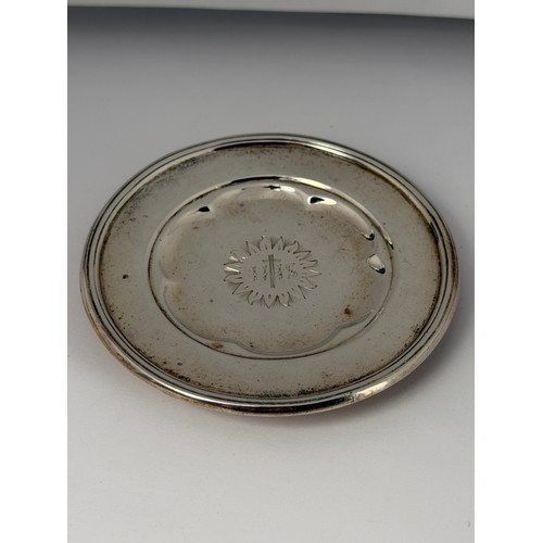23 - A cased Victorian silver three piece Travelling Communion Set, by Henry Wilkinson & Co., hallmar... 