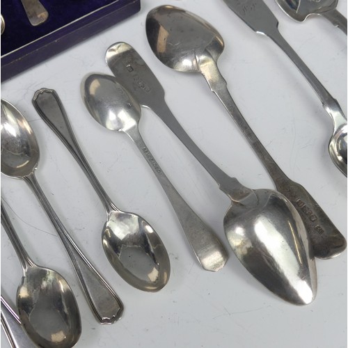44 - A cased set of six George V silver Teaspoons, by James Dixon & Sons Ltd., hallmarked Sheffield, ... 
