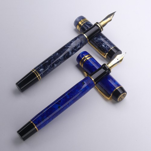 A Parker Duofold Centennial Fountain Pen, in lapis lazuli blue