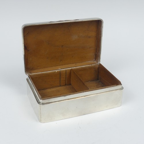 60 - A late Victorian silver Cigarette Box, by Army & Navy Cooperative Society Ltd., hallmarked Londo... 