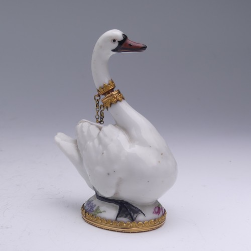445 - A rare Chelsea or St James (Charles Gouyn) gold mounted porcelain Scent Bottle, c.1750's, in the for... 