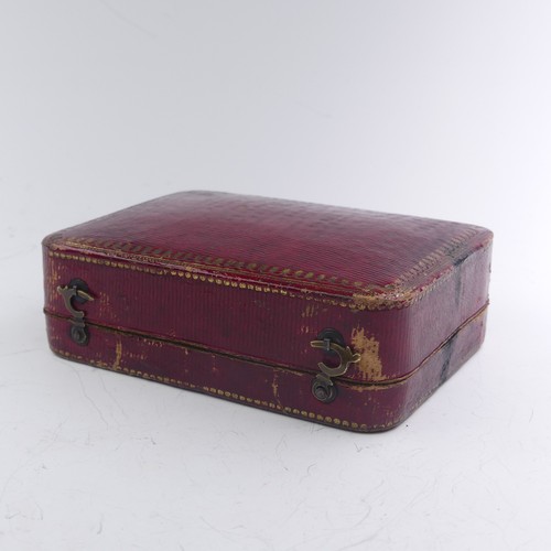 459 - A 19thC German (Hanau) 14ct gold Snuff Box, c.1820, of rounded rectangular form with hinged cover, w... 