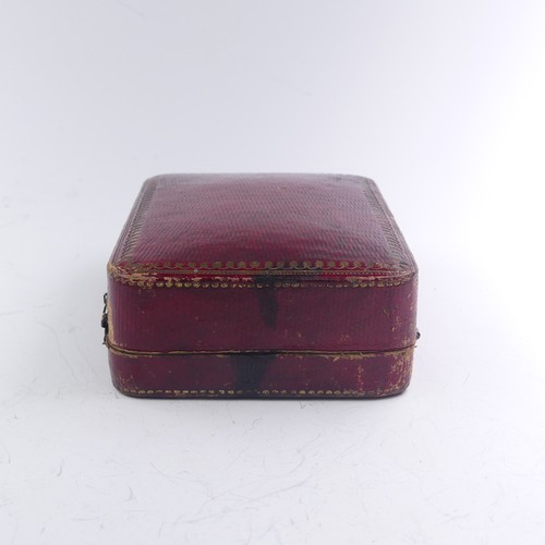 459 - A 19thC German (Hanau) 14ct gold Snuff Box, c.1820, of rounded rectangular form with hinged cover, w... 
