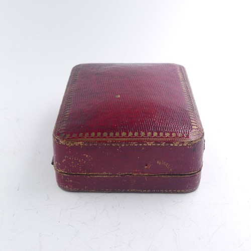 459 - A 19thC German (Hanau) 14ct gold Snuff Box, c.1820, of rounded rectangular form with hinged cover, w... 