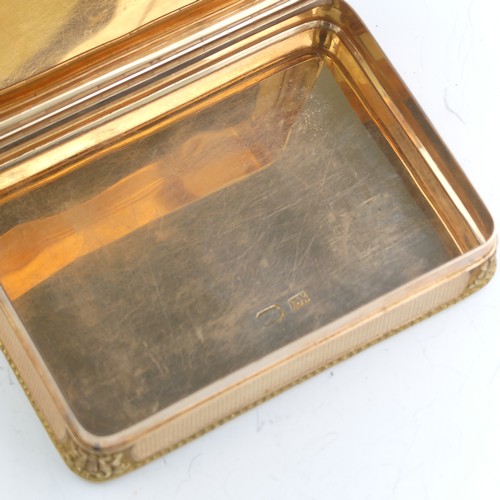 459 - A 19thC German (Hanau) 14ct gold Snuff Box, c.1820, of rounded rectangular form with hinged cover, w... 