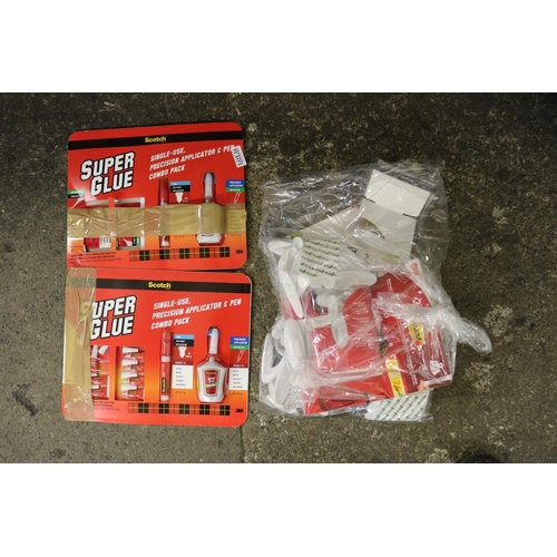 34 - COMMAND DAMAGE FREE HANGING KITS AND SUPER GLUE COMBO PACKS