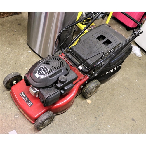 82 - HONDA MOUNTFIELD SP454 SELF PROPELLED PETROL LAWNMOWER WITH GRASSBOX