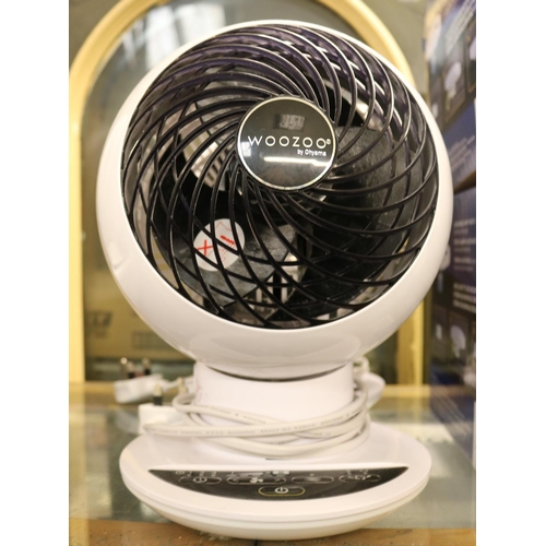 1 - WOOZOO OSCILLATING CIRCULATOR FAN WITH R/C