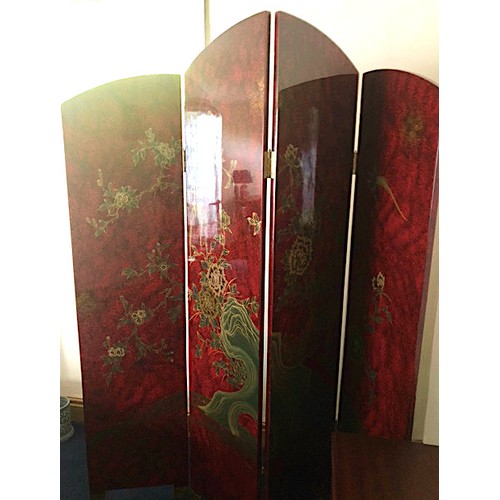 293 - FOUR FOLD ORIENTAL FOLDING SCREEN IN RED AND GOLD WITH BIRDS AND FLOWERS APPROX 6FT