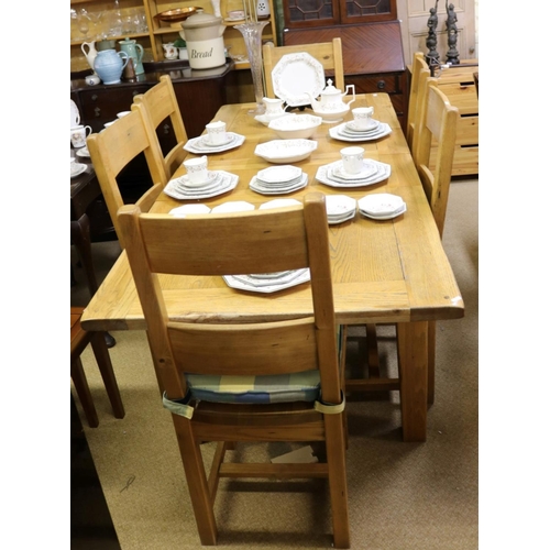 247 - HANDMADE HEAVY LIGHT OAK EXTENDING KITCHEN TABLE WITH SIX MATCHING CHAIRS