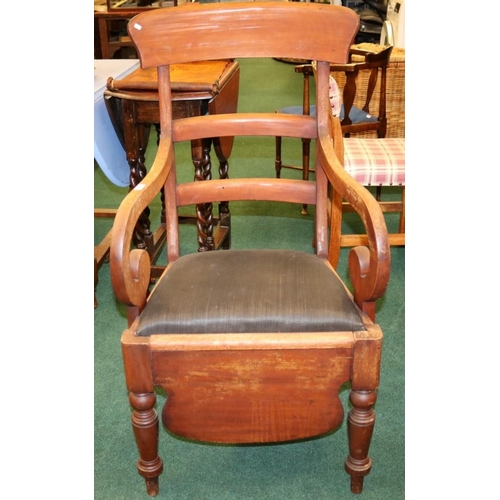 271 - VICTORIAN MAHOGANY FITTED COMMODE CHAIR WITH ORIGINAL PAN AND LID