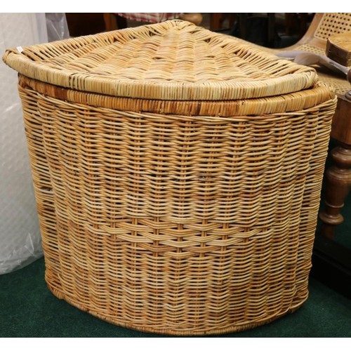 160A - Corner wicker laundry basket